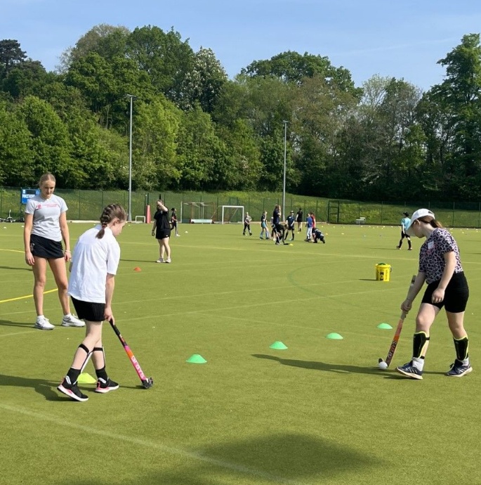 News » Primary School Hockey Players Say 'Hello To Hockey'
